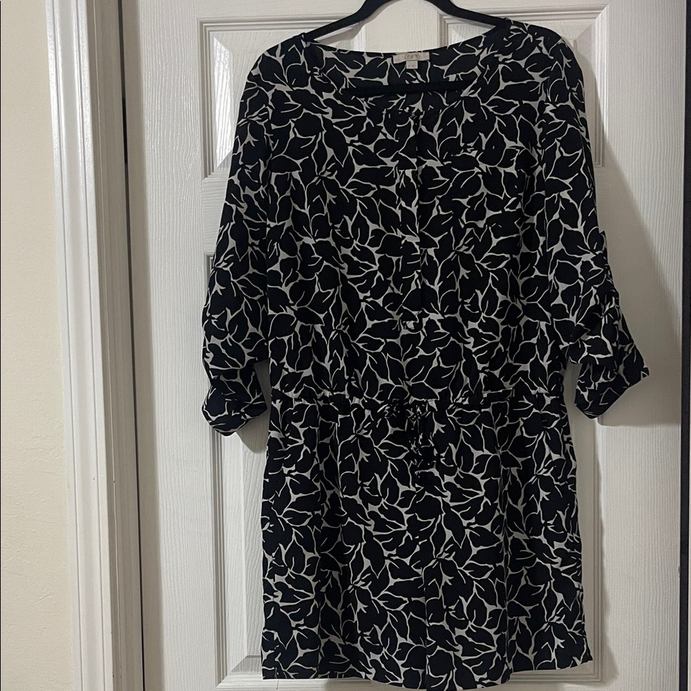Loft Black and White Patterned Women's Romper Shorts